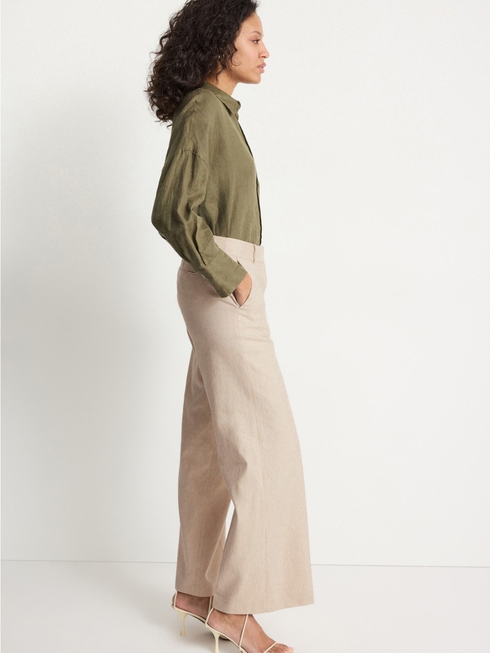 Wide-Leg High-Rise Trousers in Light Beige - Picture 2 of 9